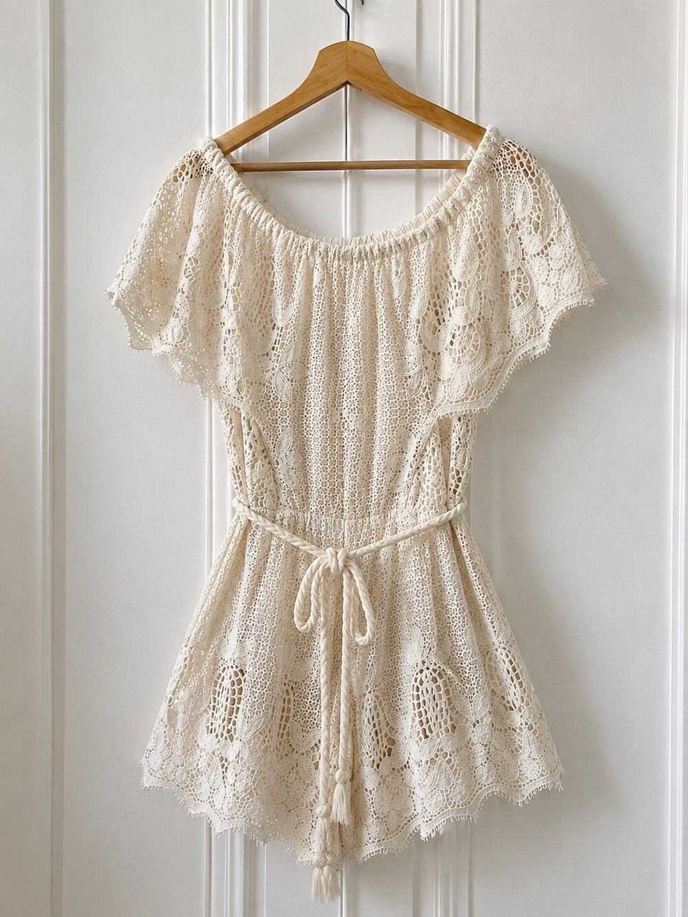 SEEK The Label White Lace Off Shoulder Boho Festival Romper XS Cotton Coastal